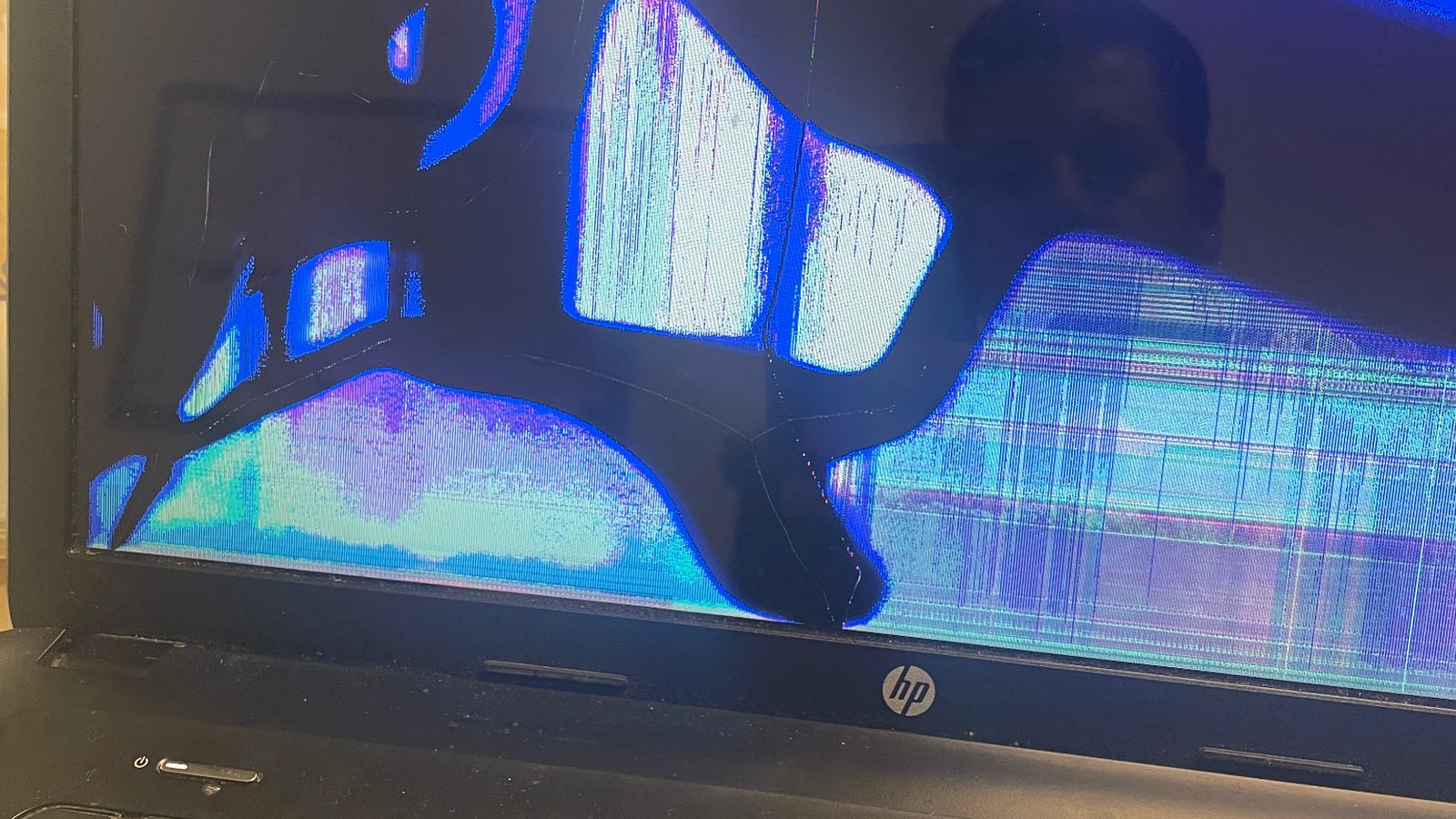 Laptop with damaged screen
